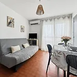 T2 Avec Balcon & Vue Port ,Clim, Plages A Pied אגדה